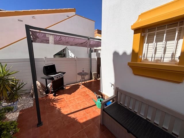 3 bedroom Villa for sale in El Raso, Guardamar del Segura with pool garage - € 329,995 (Ref: 10088704)