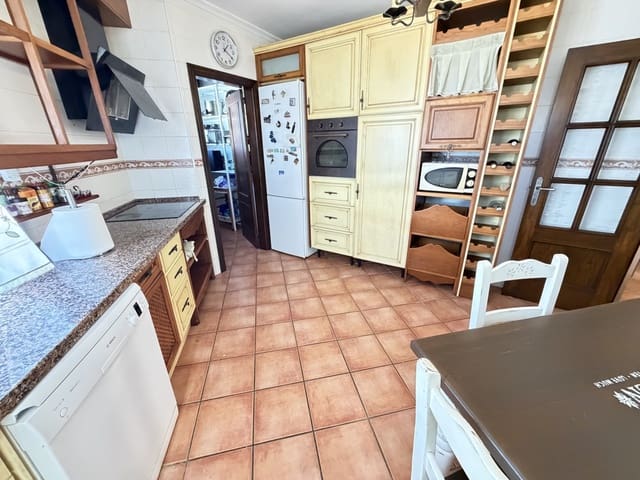 4 quarto Casa em Banda para venda em Pilar de la Horadada com garagem - 250 000 € (Ref: 10088705)