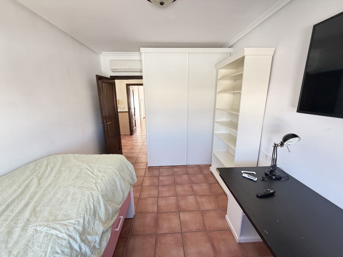 4 quarto Casa em Banda para venda em Pilar de la Horadada com garagem - 250 000 € (Ref: 10088705)