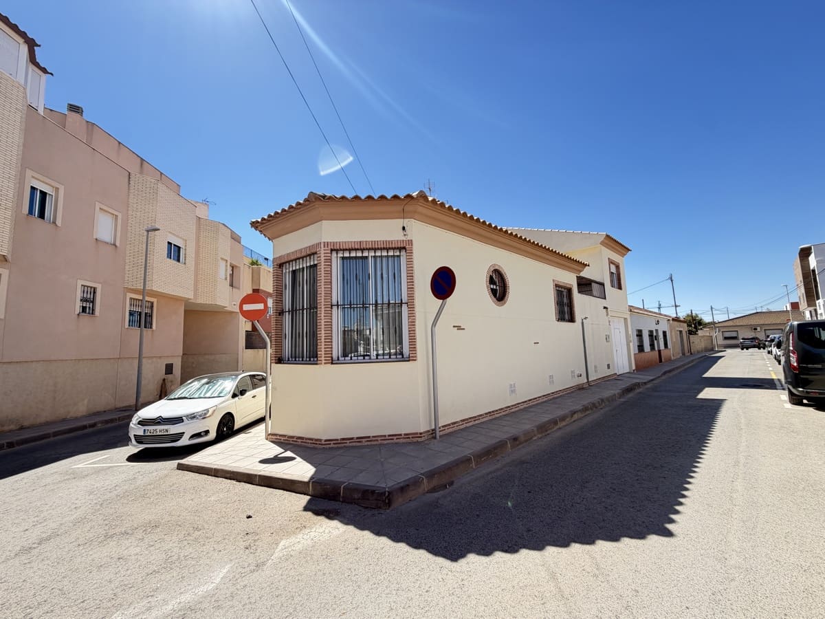 4 quarto Casa em Banda para venda em Pilar de la Horadada com garagem - 250 000 € (Ref: 10088705)