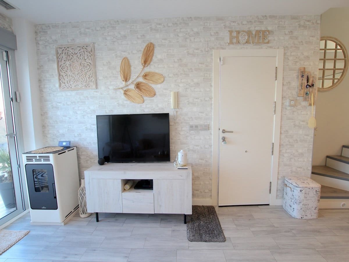 3 sovrum Villa till salu i Daya Vieja med pool - 375 000 € (Ref: 10088707)