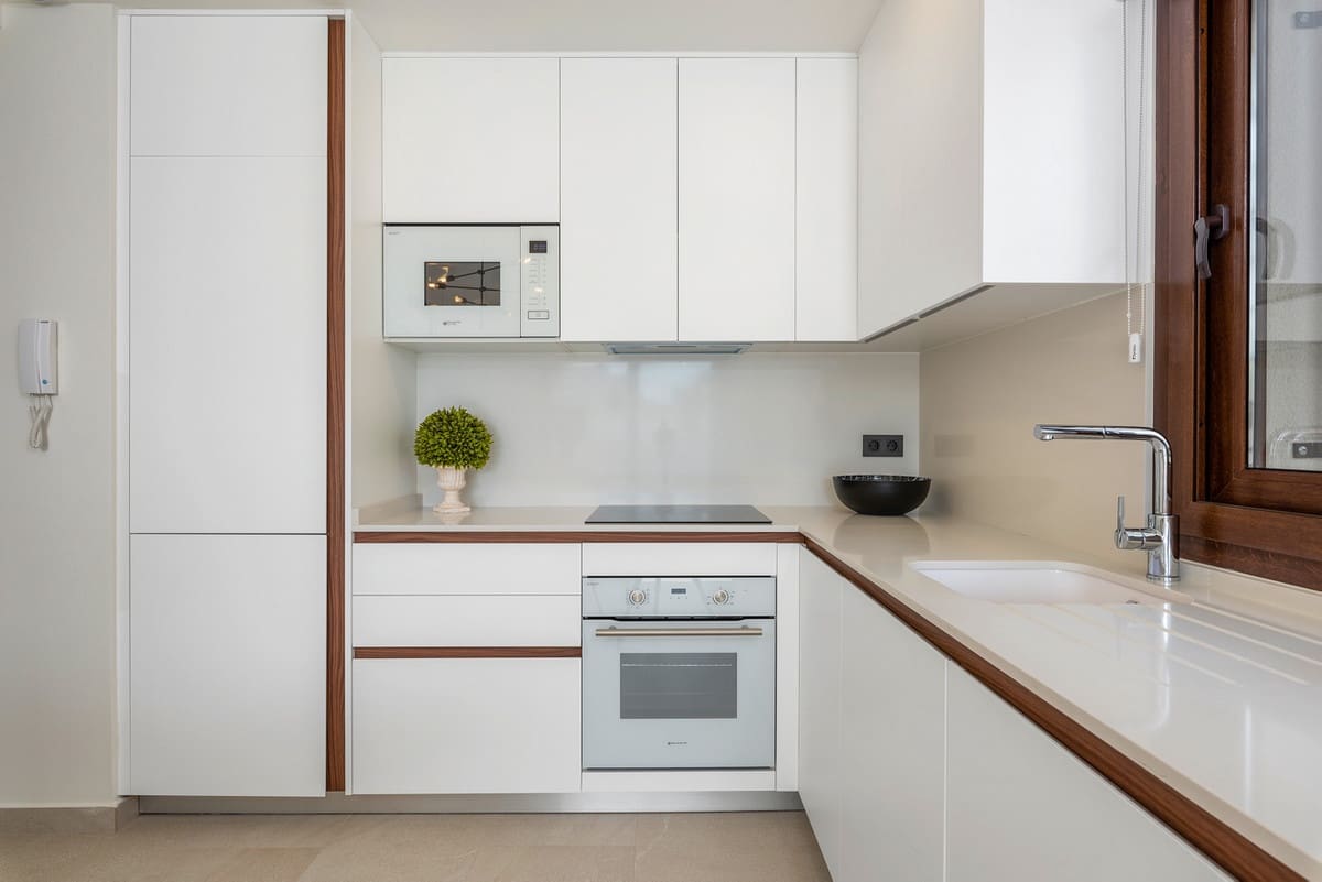 2 soverom Leilighet til salgs i Torrevieja med svømmebasseng garasje - € 300 000 (Ref: 10116412)
