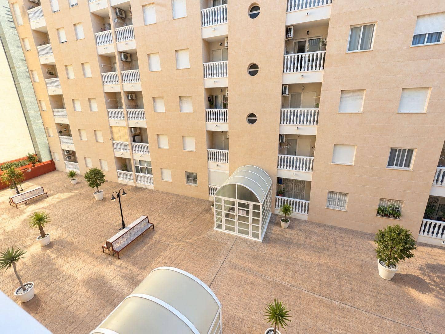 2 camera da letto Appartamento in vendita in Torrevieja con piscina - 144.900 € (Rif: 10116457)