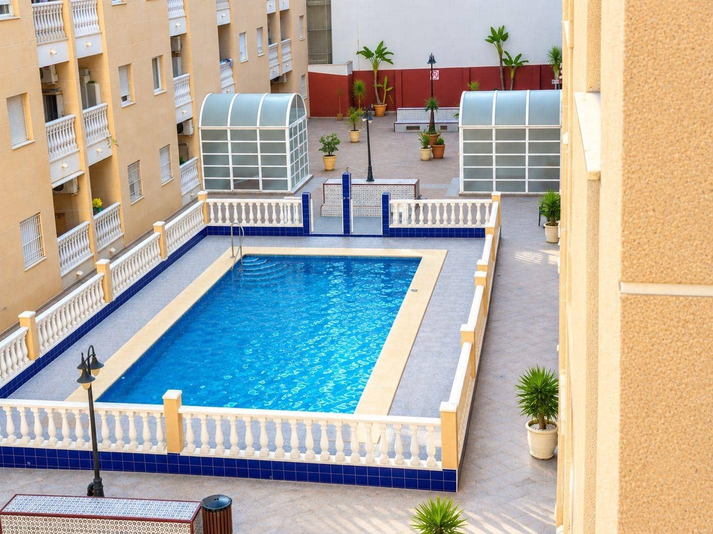 2 camera da letto Appartamento in vendita in Torrevieja con piscina - 144.900 € (Rif: 10116457)