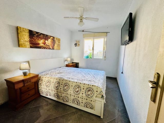 3 bedroom Bungalow for sale in La Siesta, Torrevieja with pool - € 129,900 (Ref: 10116459)