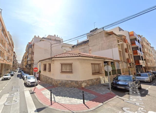 Tomt till salu i Avenida Habaneras - Curva de Palangre, Torrevieja - 430 000 € (Ref: 10116469)
