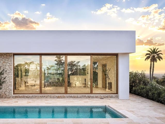 3 Zimmer Villa zu verkaufen in Blue Lagoon mit Pool Garage - 488.000 € (Ref: 10116511)