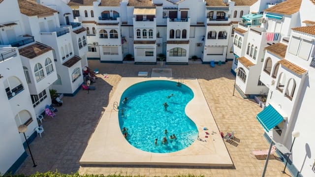 1 soveværelse Lejlighed til salg i Playa de los Náufragos, Torrevieja med swimmingpool - € 132.000 (Ref: 10116594)