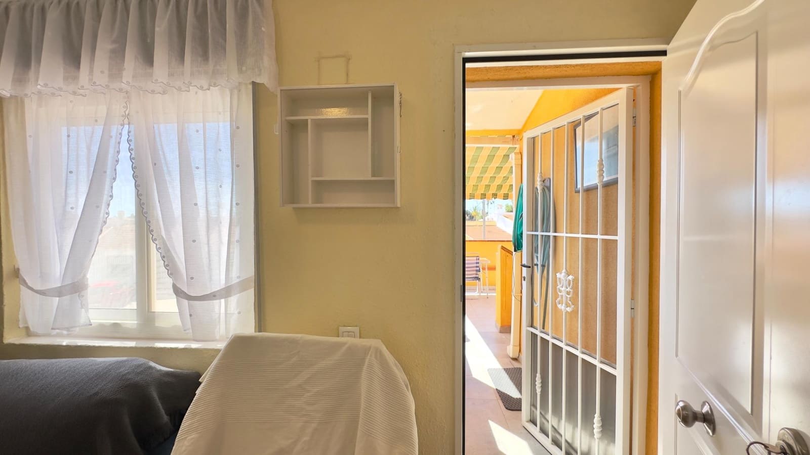 2 bedroom Bungalow for sale in Torrevieja - € 124,900 (Ref: 10116610)