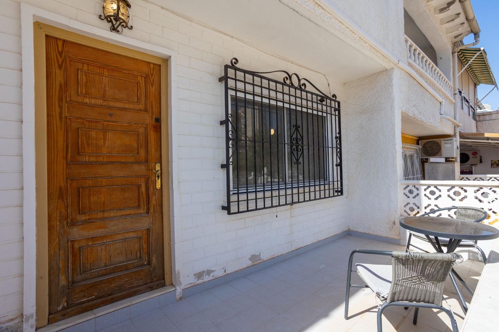 2 bedroom Bungalow for sale in Torrevieja - € 149,900 (Ref: 10116619)