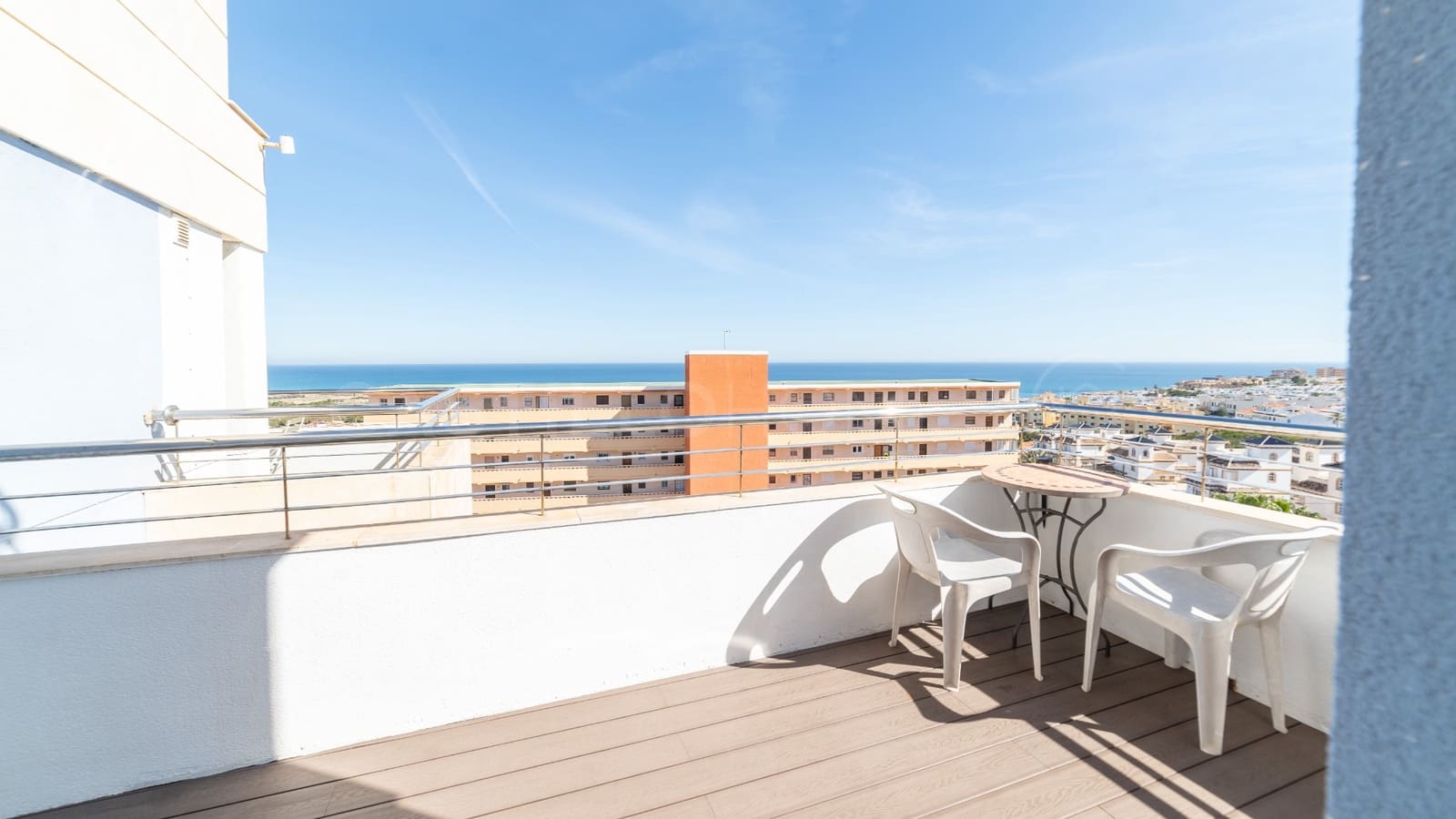 2 soverom Leilighet til salgs i Torrevieja med svømmebasseng - € 299 998 (Ref: 10116649)