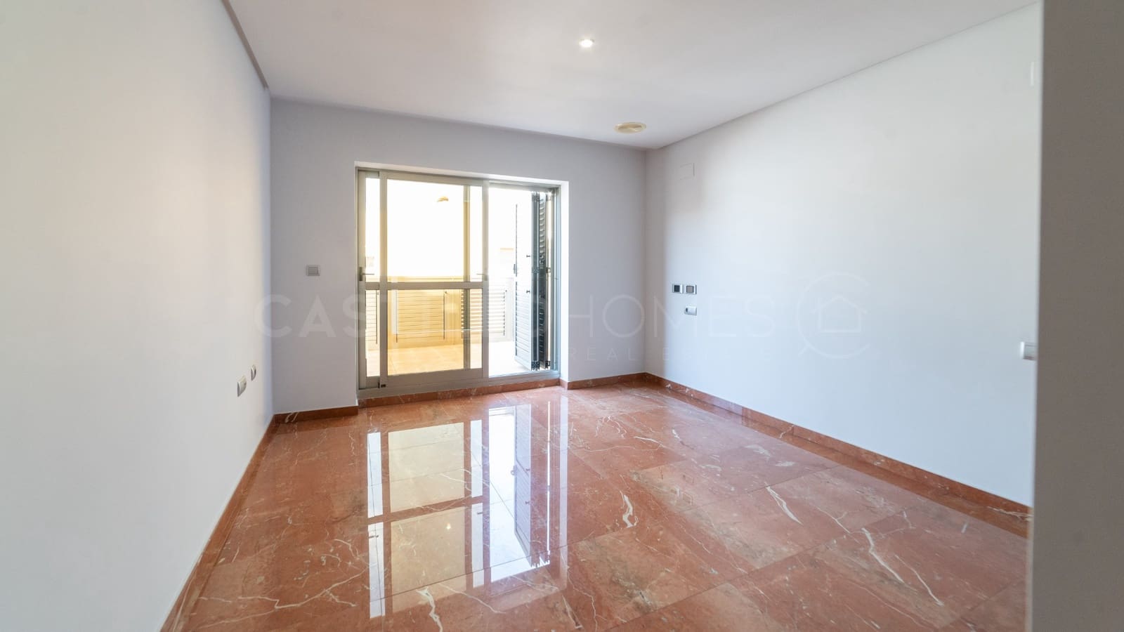 3 sovrum Takvåning till salu i Torrevieja med garage - 599 000 € (Ref: 10116651)
