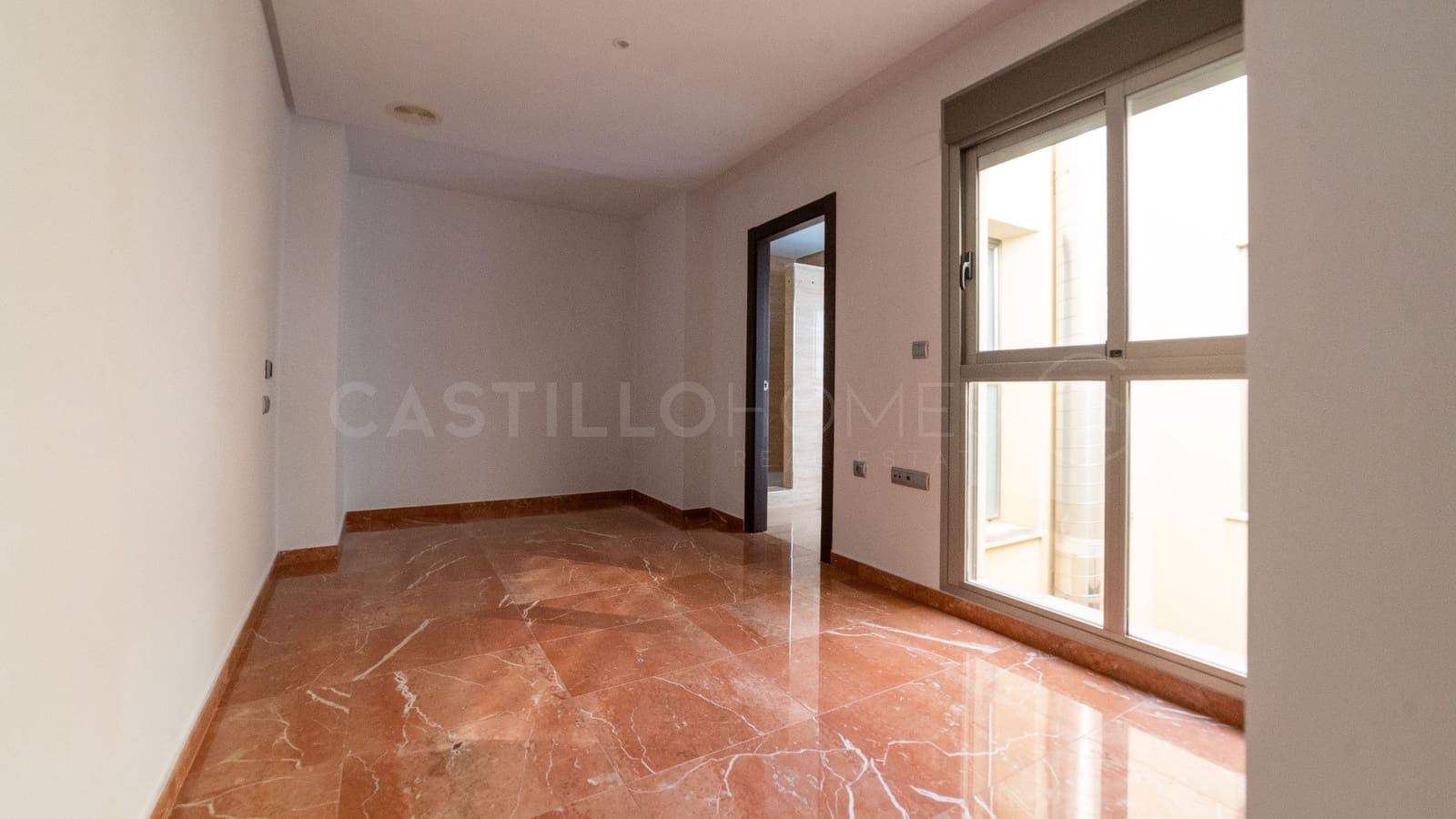 3 sovrum Takvåning till salu i Torrevieja med garage - 599 000 € (Ref: 10116651)