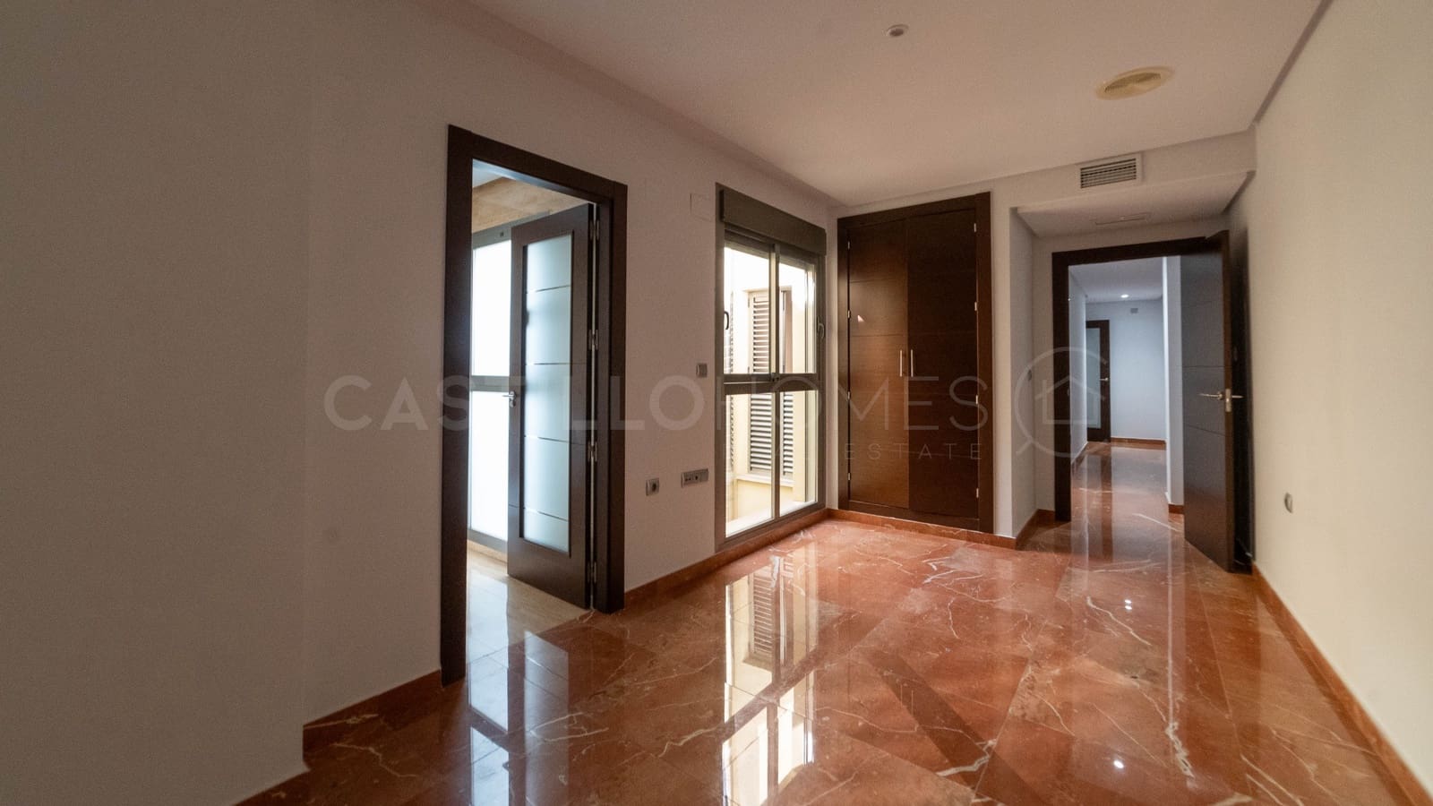3 sovrum Takvåning till salu i Torrevieja med garage - 599 000 € (Ref: 10116651)