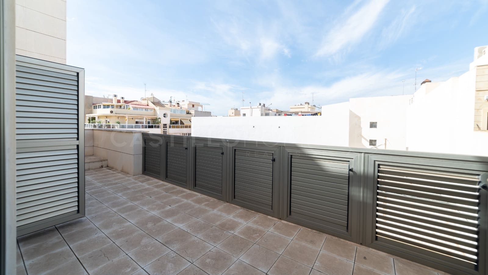 3 sovrum Takvåning till salu i Torrevieja med garage - 599 000 € (Ref: 10116651)