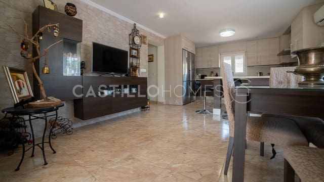 6 quarto Moradia para venda em Los Balcones - Los Altos, Torrevieja com piscina garagem - 930 000 € (Ref: 10116652)