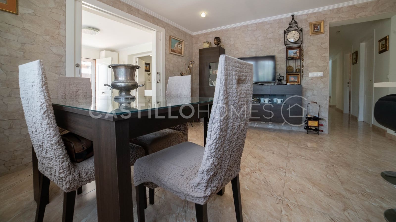 6 bedroom Villa for sale in Torrevieja with pool garage - € 930,000 (Ref: 10116652)