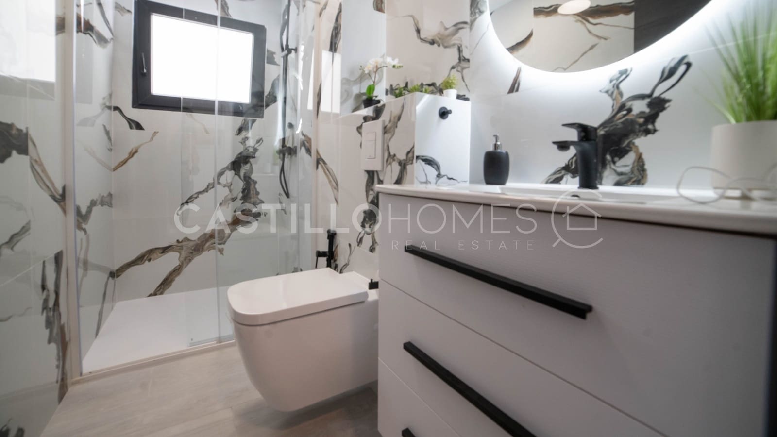 3 makuuhuone Huoneisto myytävänä paikassa Torrevieja - 349 000 € (Ref: 10116653)