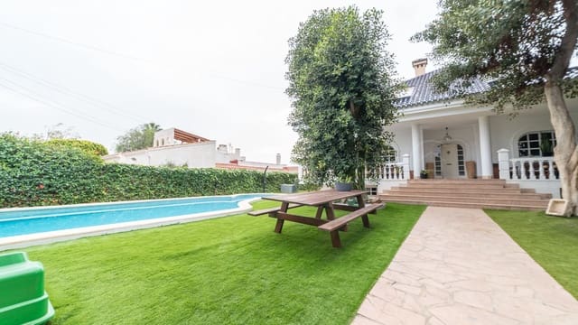4 sovrum Villa till salu i El Chaparral - La Siesta - La Torreta, Torrevieja med pool garage - 890 000 € (Ref: 10116683)