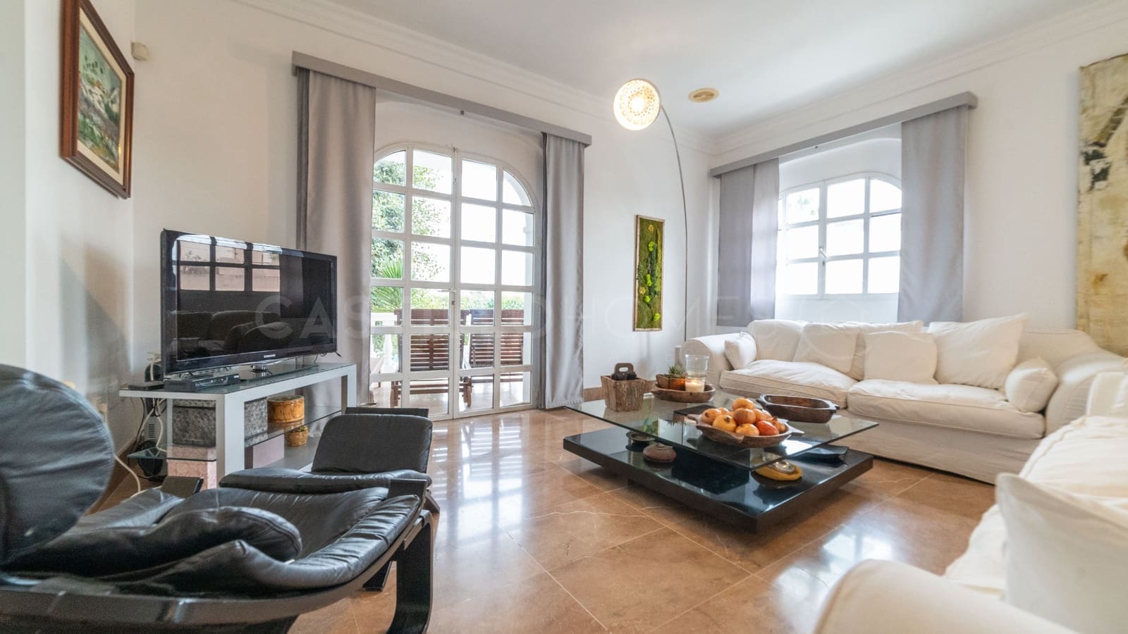 4 sovrum Villa till salu i Torrevieja med pool garage - 890 000 € (Ref: 10116683)