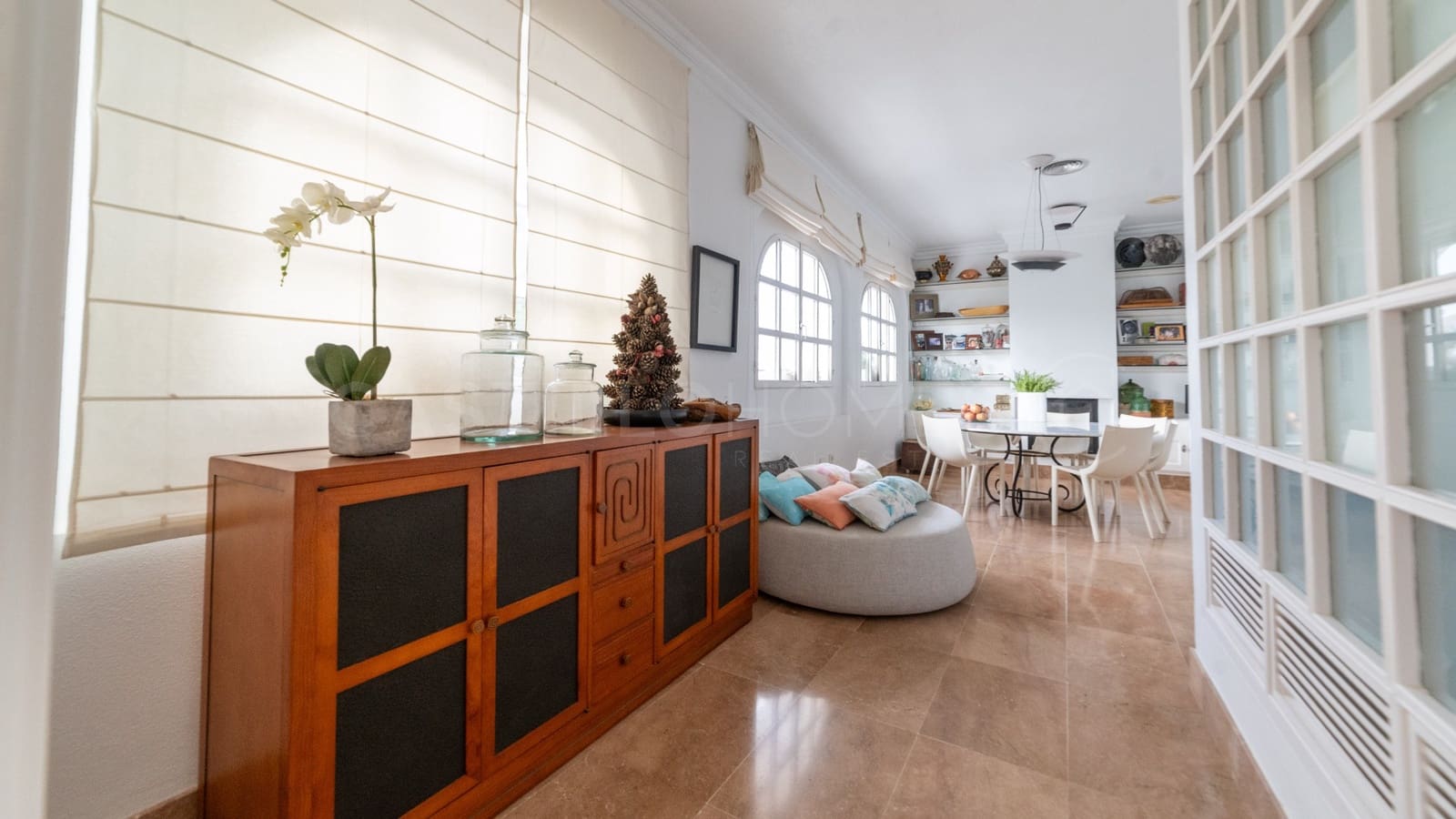 4 sovrum Villa till salu i Torrevieja med pool garage - 890 000 € (Ref: 10116683)