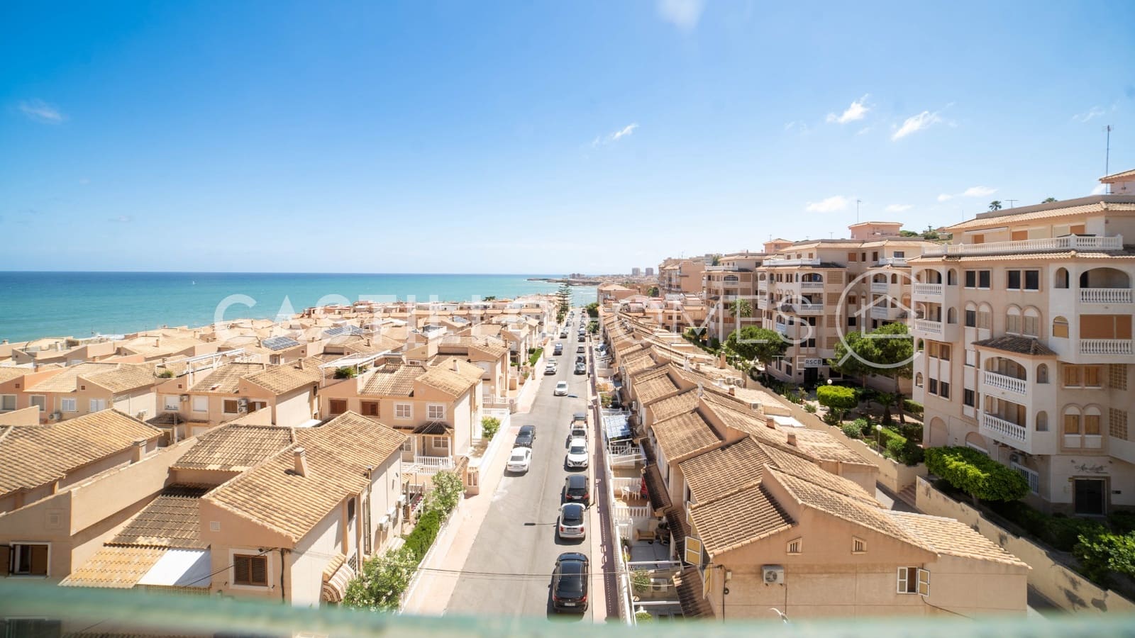 2 soveværelse Penthouse til salg i Torrevieja med garage - € 159.900 (Ref: 10116698)