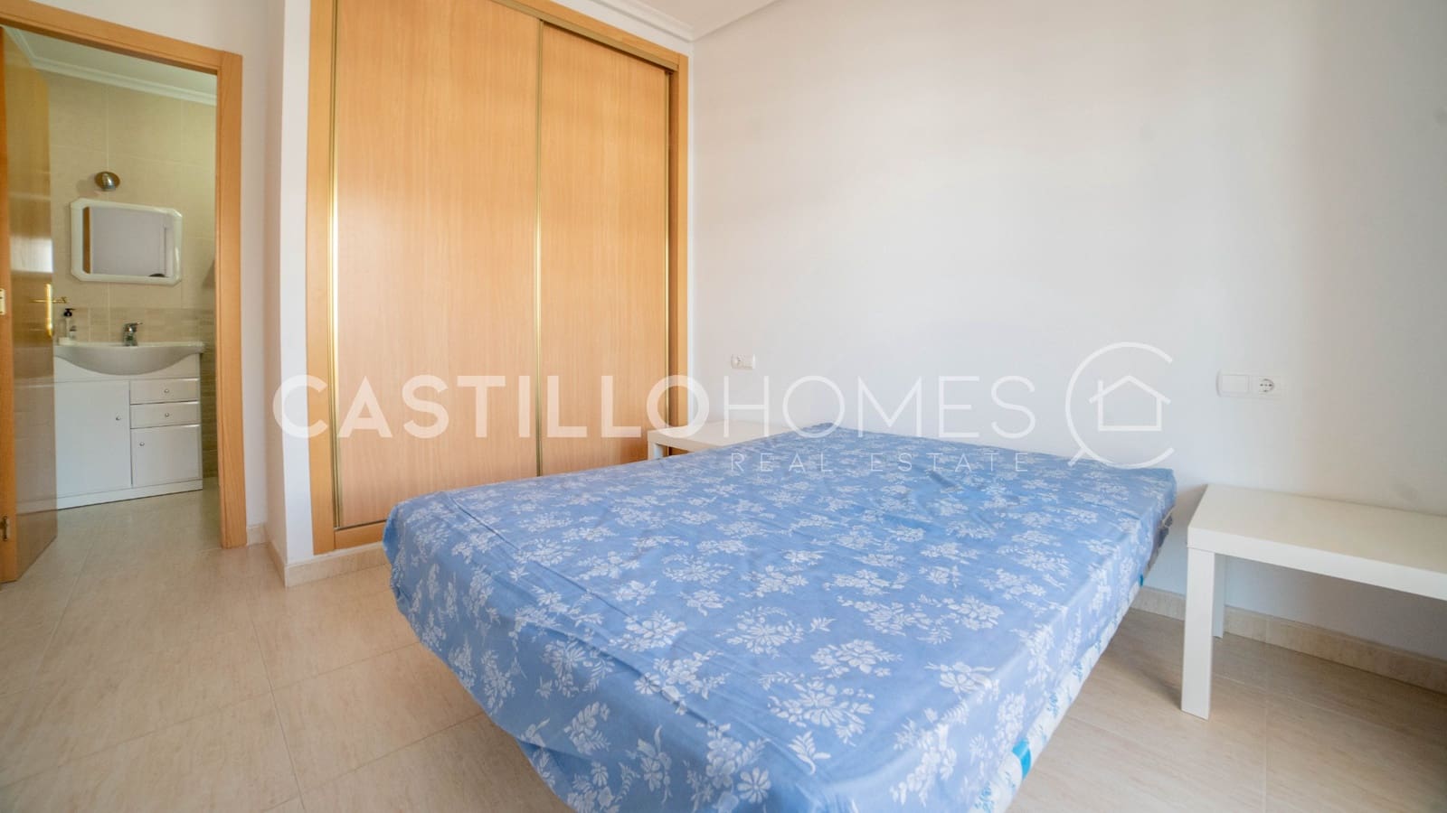 2 sovrum Lägenhet till salu i Torrevieja med pool - 189 000 € (Ref: 10116744)
