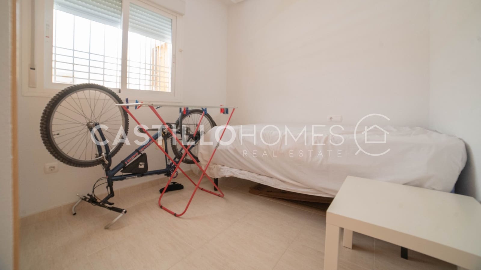 2 sovrum Lägenhet till salu i Torrevieja med pool - 189 000 € (Ref: 10116744)