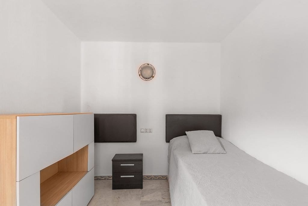 2 soverom Leilighet til salgs i Torrevieja med svømmebasseng - € 249 000 (Ref: 10116761)