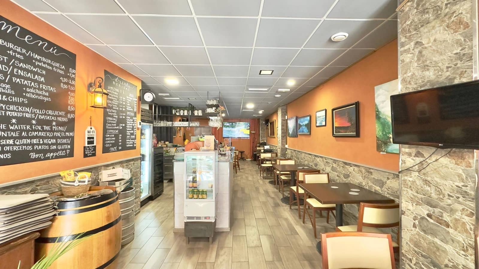 Commercial for sale in Torrevieja - € 139,900 (Ref: 10116772)