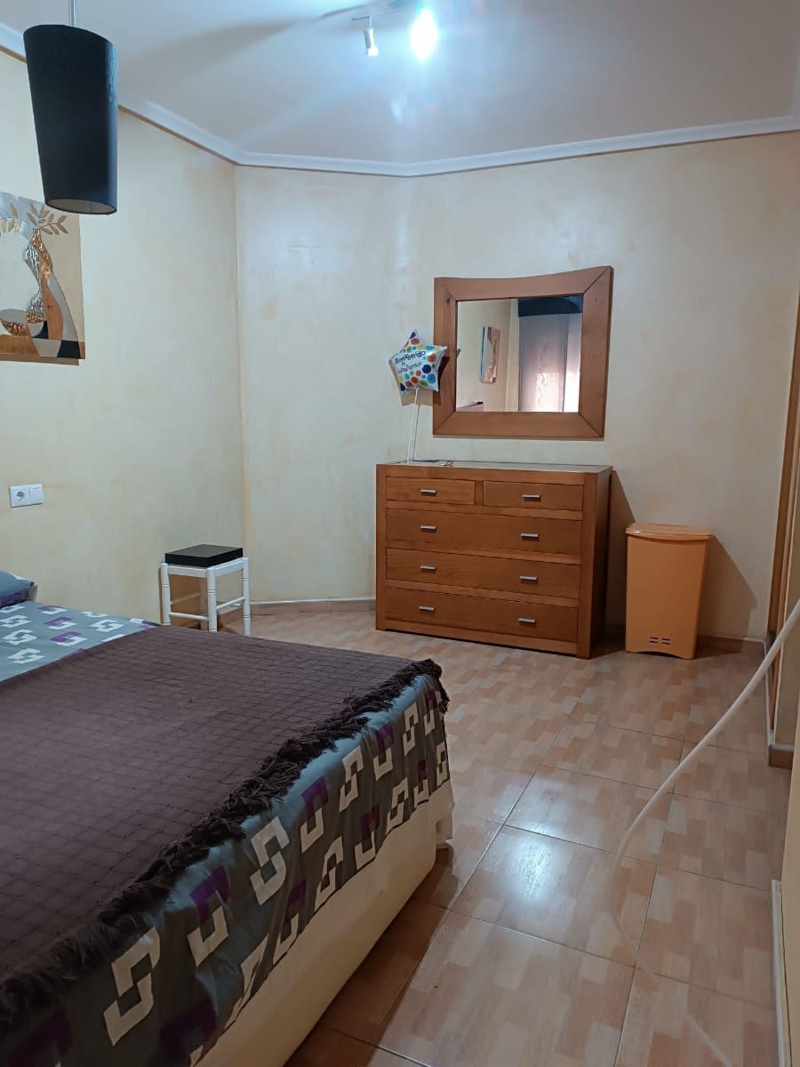 Apartamento de 2 habitaciones en Los Montesinos en venta - 129.000 € (Ref: 10116786)