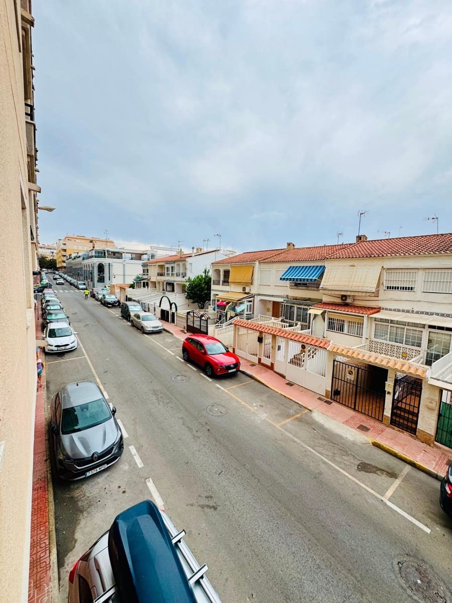 2 soverom Leilighet til salgs i Torrevieja - € 145 900 (Ref: 10116787)
