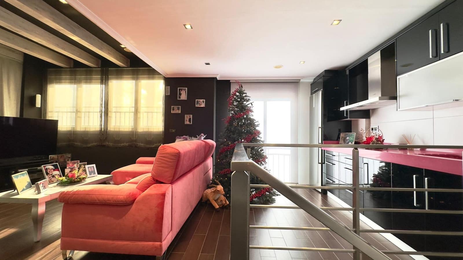 12 quarto Comercial para venda em Torrevieja com garagem - 1 550 000 € (Ref: 10116799)