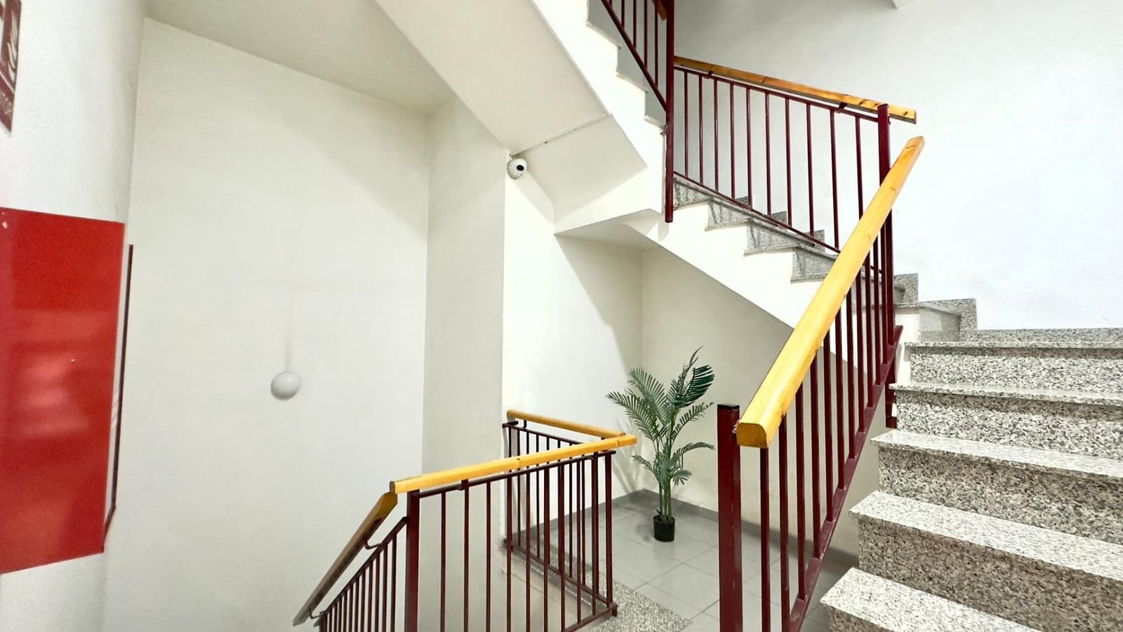 2 slaapkamer Penthouse te koop in Torrevieja met garage - € 184.900 (Ref: 10116823)