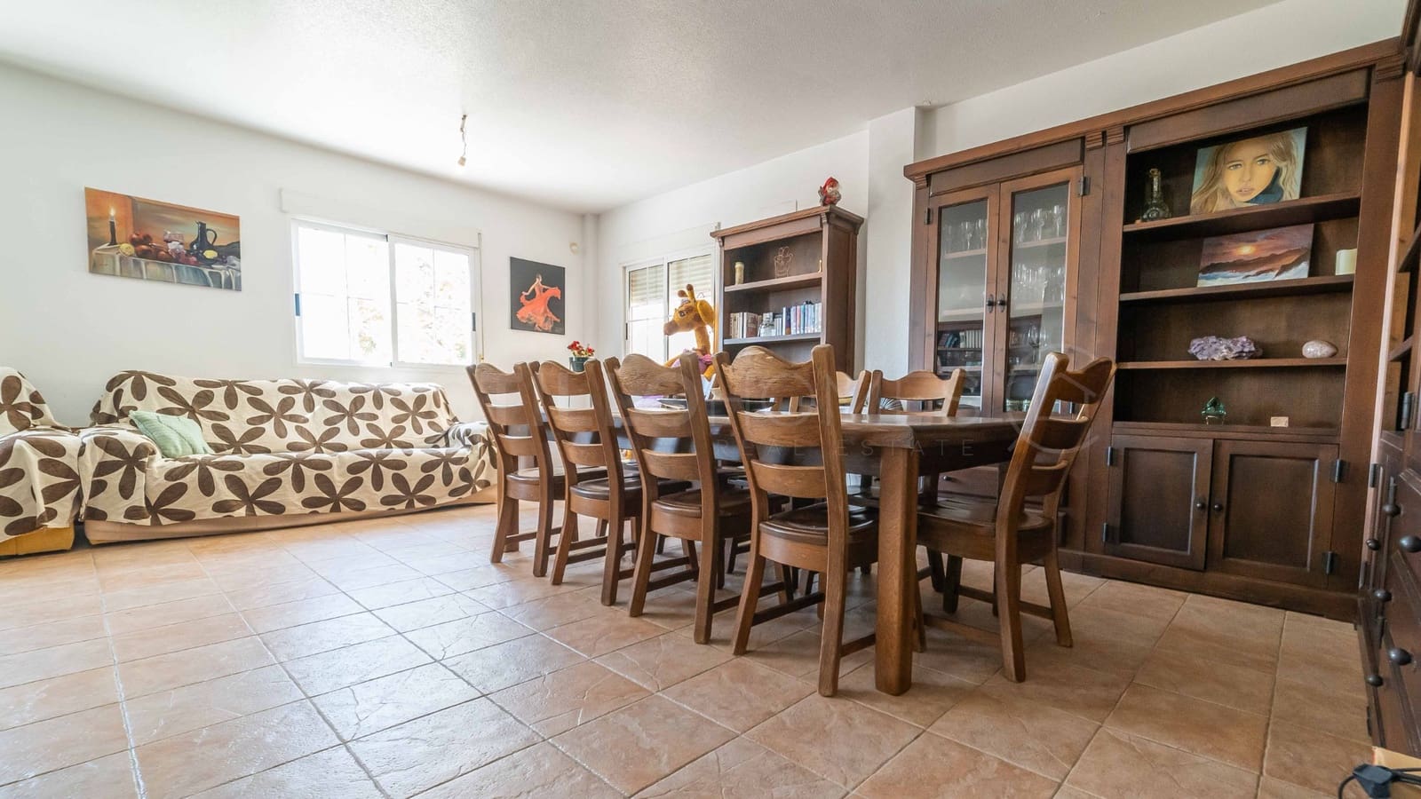 6 bedroom Villa for sale in Torrevieja with pool garage - € 539,000 (Ref: 10116827)