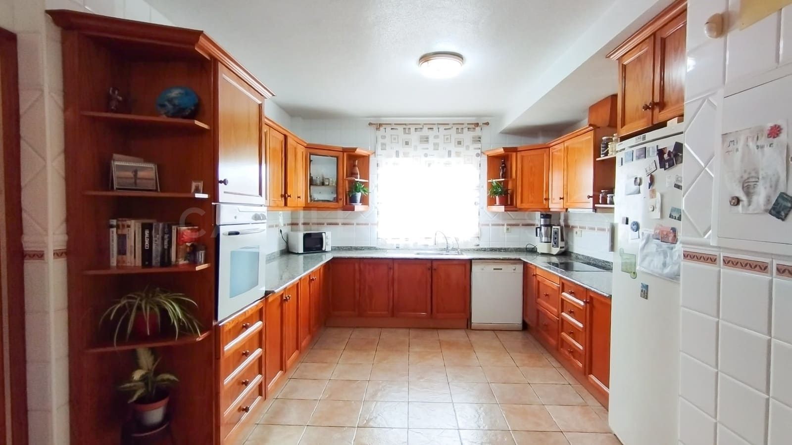 6 bedroom Villa for sale in Torrevieja with pool garage - € 539,000 (Ref: 10116827)