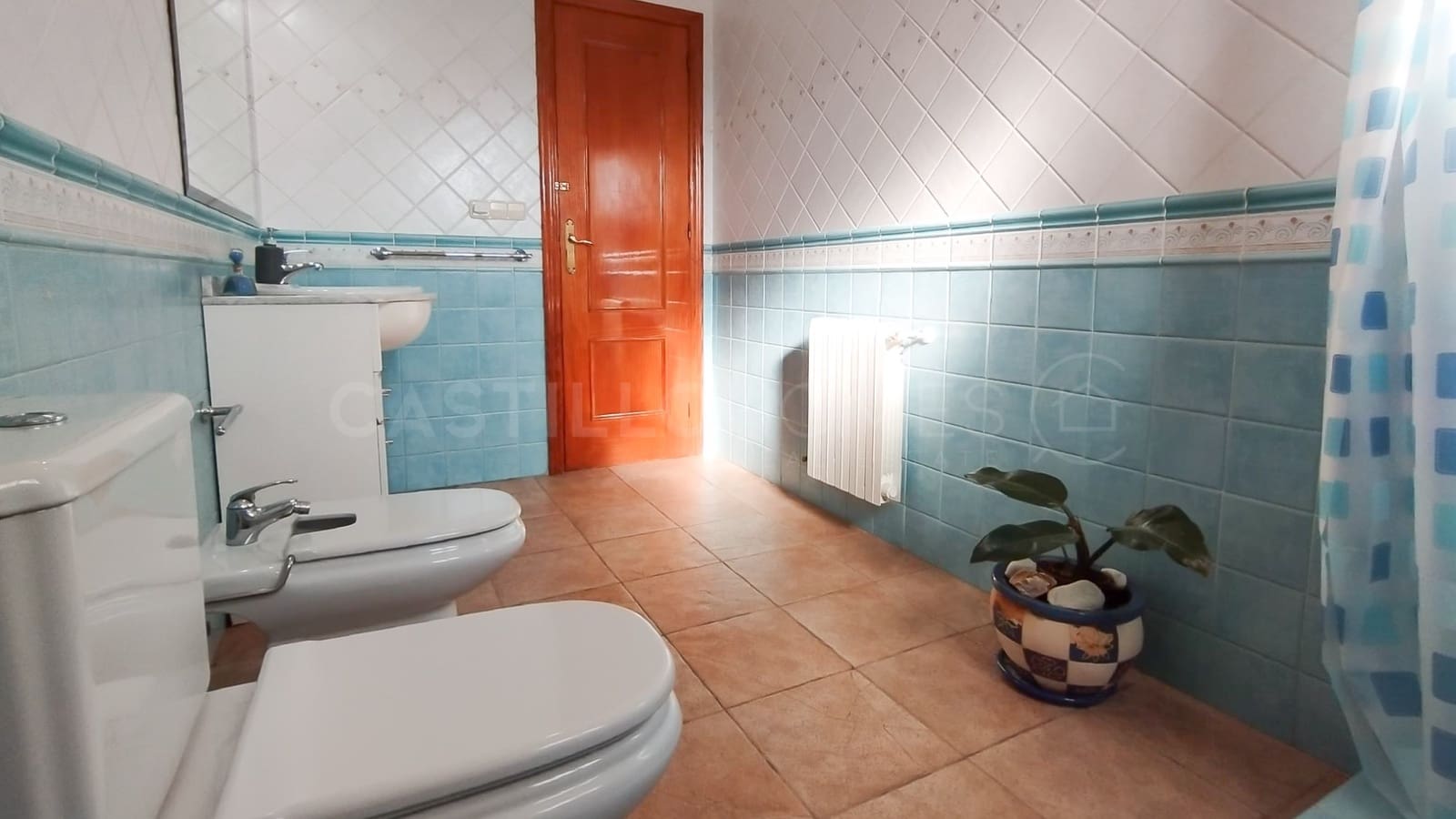 6 bedroom Villa for sale in Torrevieja with pool garage - € 539,000 (Ref: 10116827)