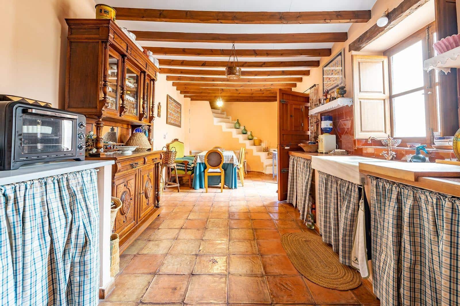 8 soveværelse Byhus til salg i Los Martinez del Puerto - € 395.000 (Ref: 10116830)