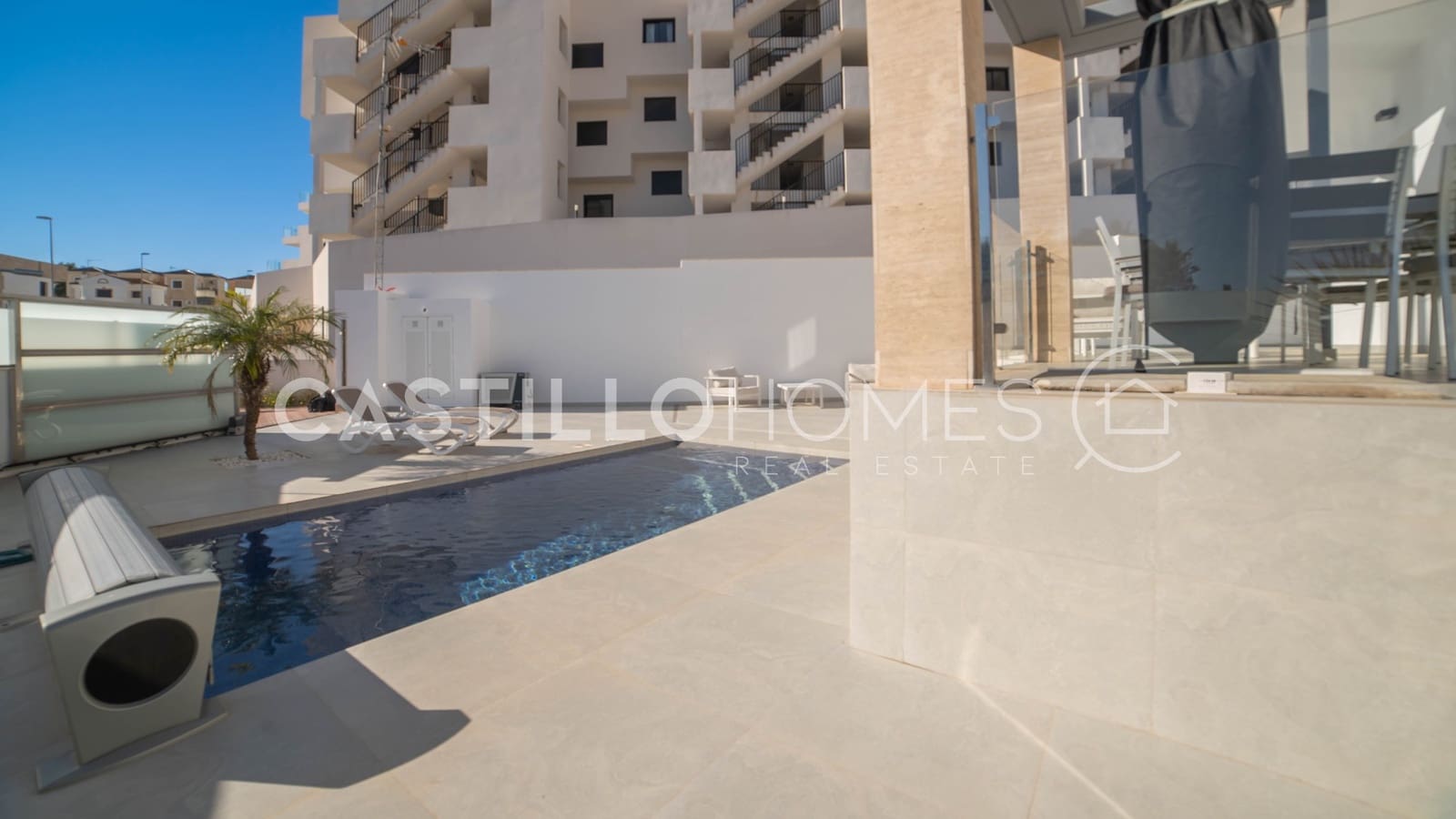 4 quarto Moradia para venda em Orihuela Costa com piscina garagem - 525 000 € (Ref: 10116835)