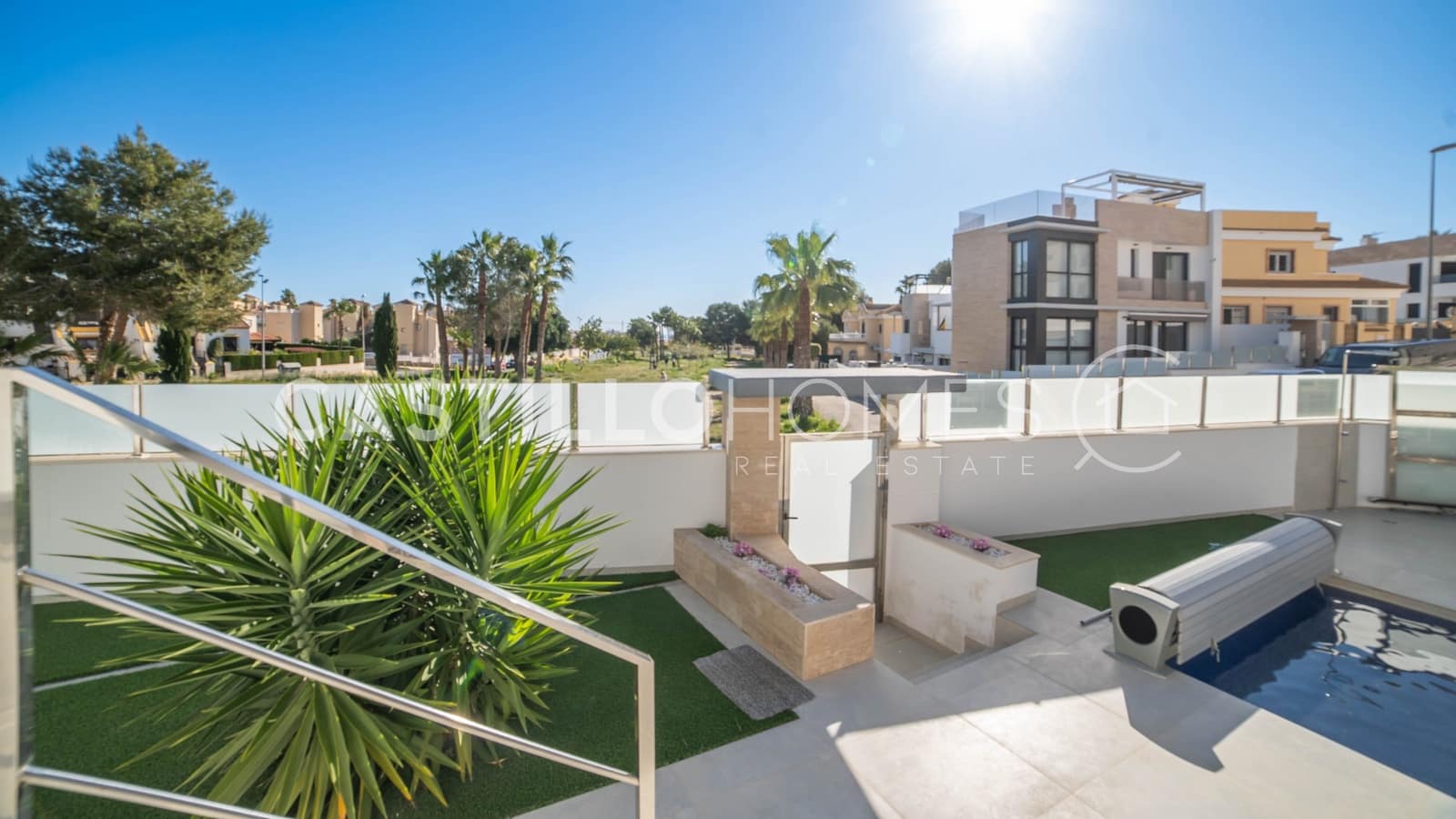 4 quarto Moradia para venda em Orihuela Costa com piscina garagem - 525 000 € (Ref: 10116835)
