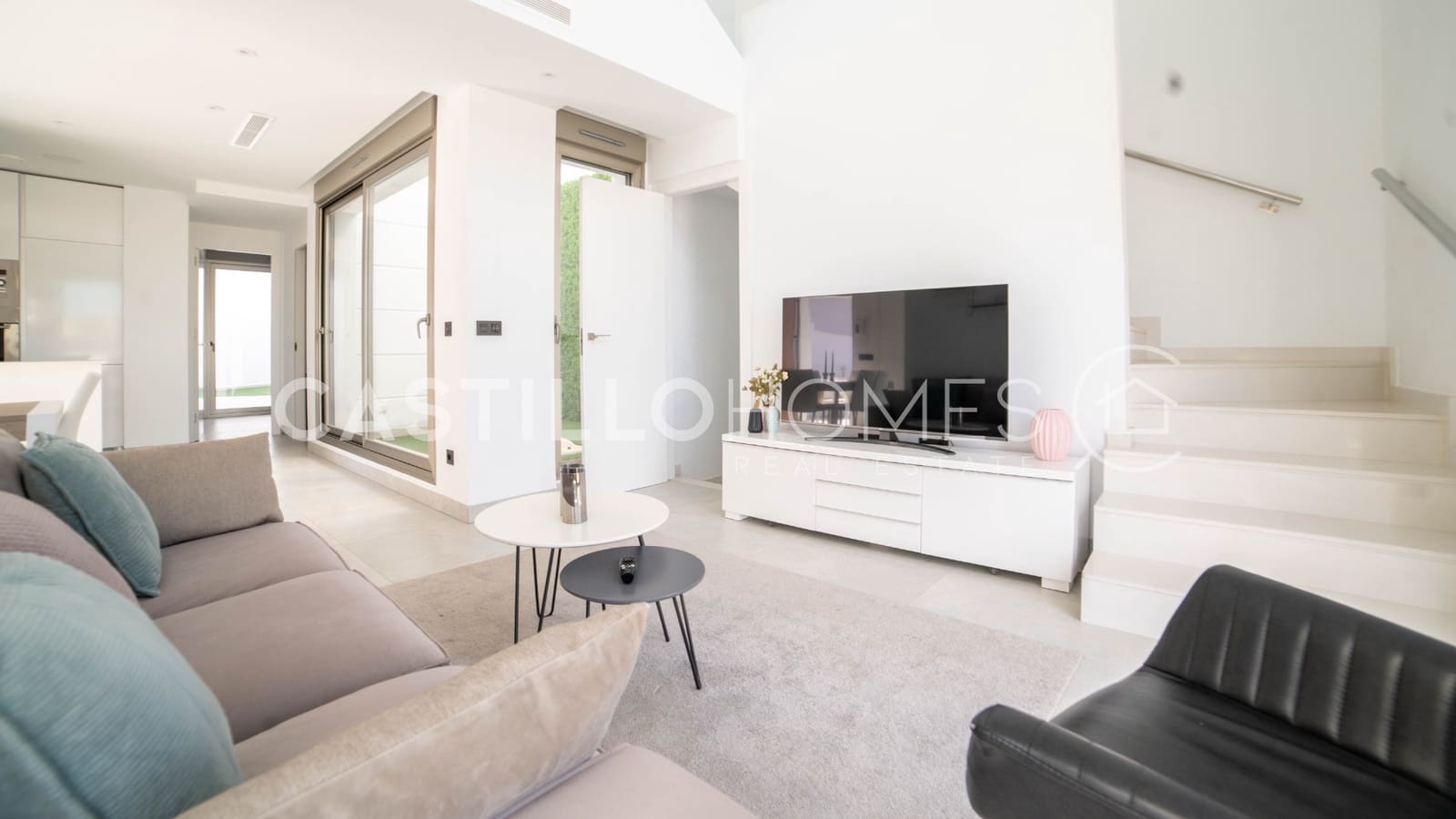 4 quarto Moradia para venda em Orihuela Costa com piscina garagem - 525 000 € (Ref: 10116835)