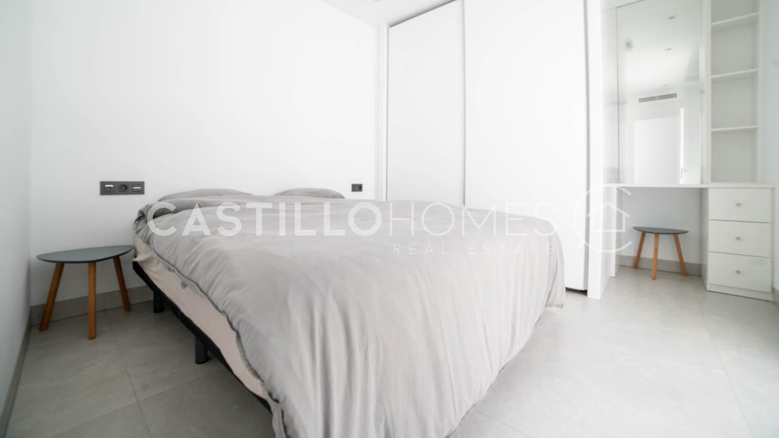 4 quarto Moradia para venda em Orihuela Costa com piscina garagem - 525 000 € (Ref: 10116835)