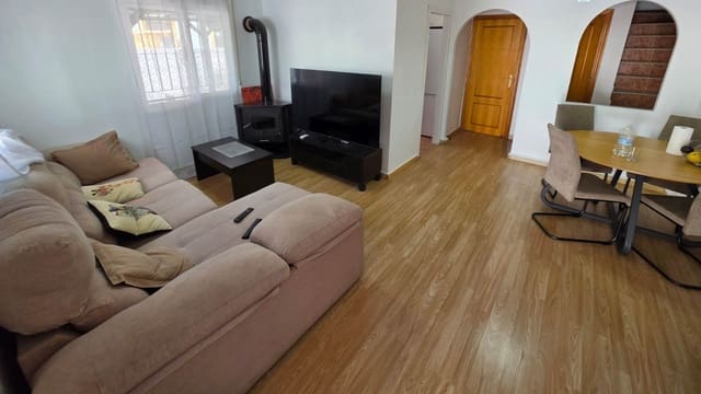 3 sovrum Hus till salu i El Chaparral - La Siesta - La Torreta, Torrevieja med pool - 228 000 € (Ref: 10116921)