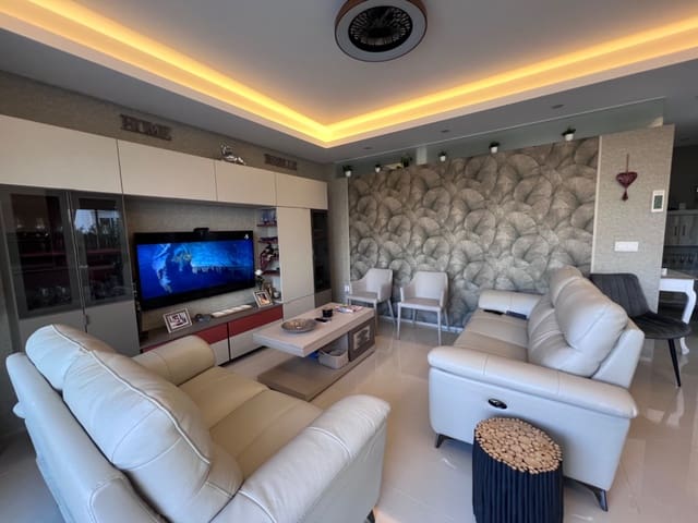 2 soveværelse Lejlighed til salg i Ciudad Quesada, Rojales med swimmingpool garage - € 325.000 (Ref: 10130787)