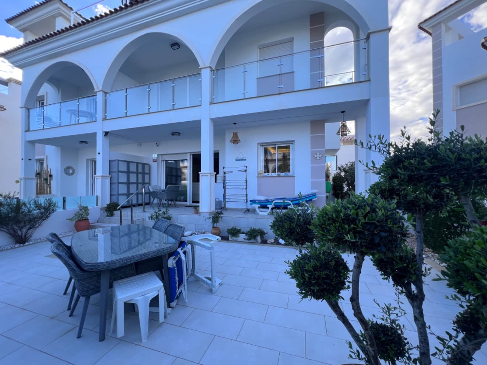 2 soveværelse Lejlighed til salg i Ciudad Quesada med swimmingpool garage - € 325.000 (Ref: 10130787)