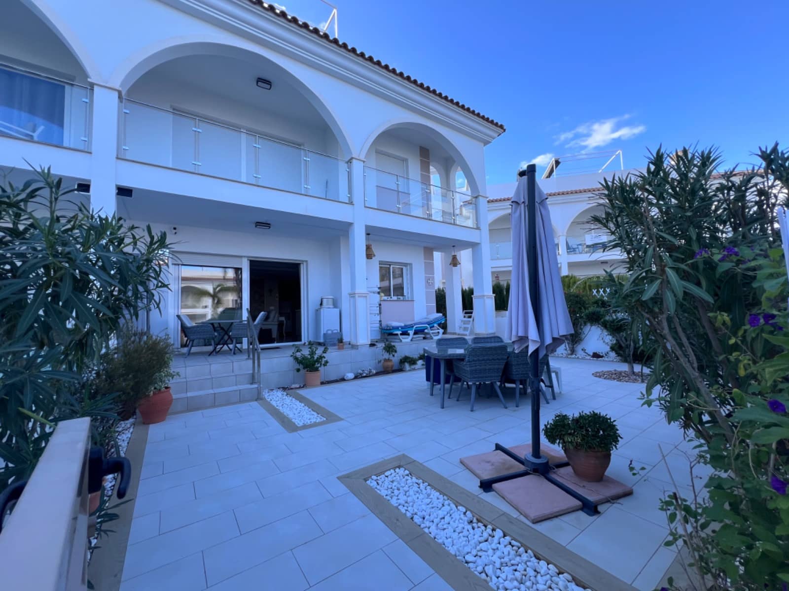 2 soveværelse Lejlighed til salg i Ciudad Quesada med swimmingpool garage - € 325.000 (Ref: 10130787)