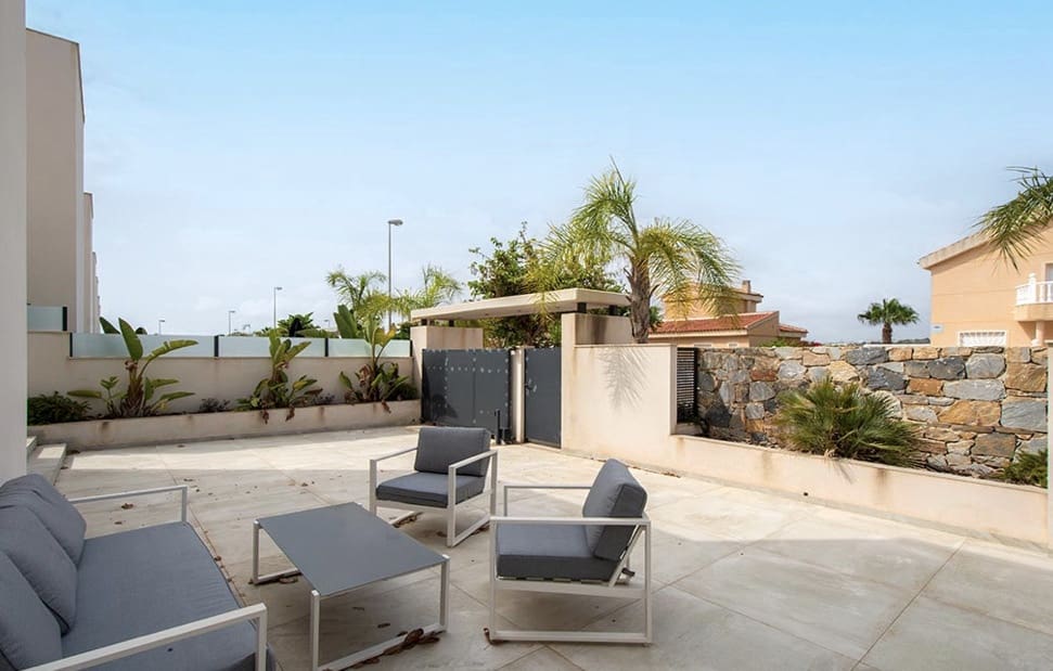 5 camera da letto Villa in vendita in Ciudad Quesada con piscina garage - 850.000 € (Rif: 10130788)