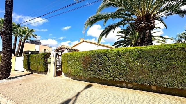 3 camera da letto Villa in vendita in Cabo Roig, Orihuela con piscina garage - 850.000 € (Rif: 10130823)