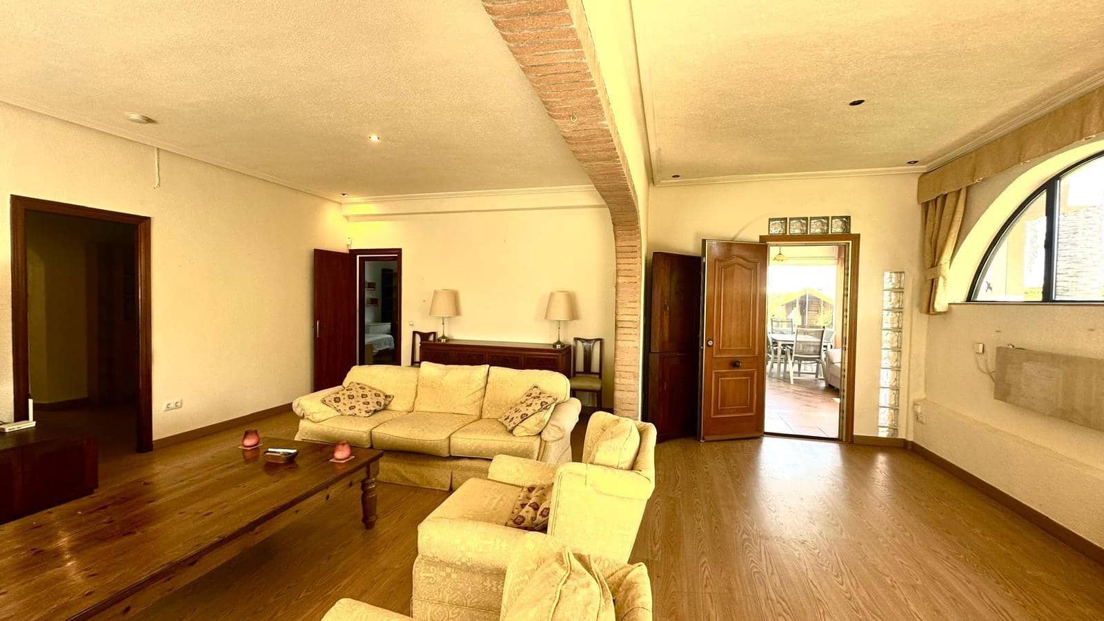 3 soveværelse Villa til salg i Cabo Roig med swimmingpool garage - € 850.000 (Ref: 10130823)