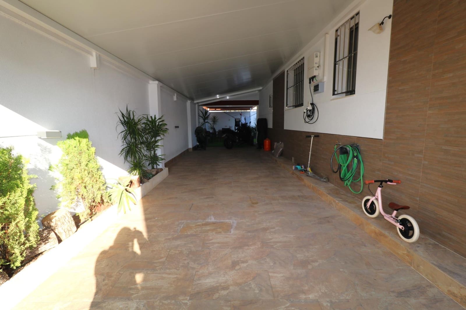4 soverom Villa til salgs i Torrevieja med svømmebasseng - € 785 000 (Ref: 10130829)